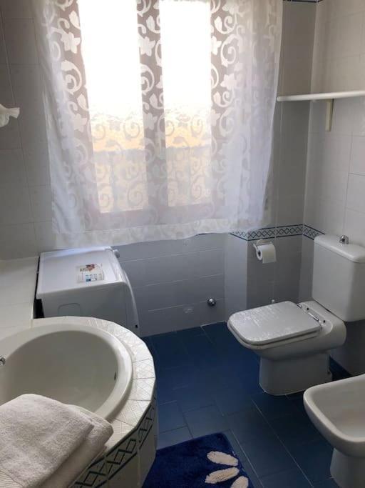 Casa Indipendente Zona Centrale Ла Мадалена Екстериор снимка