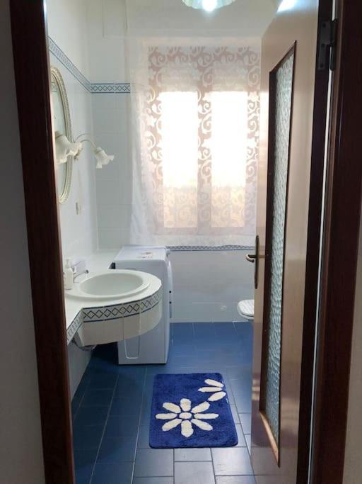 Casa Indipendente Zona Centrale Ла Мадалена Екстериор снимка